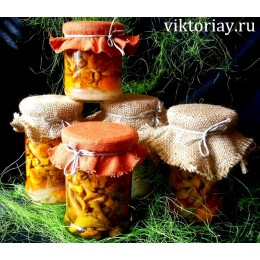 Маринованные грибы лисички: 500 грамм